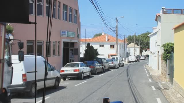 На дороге в Португалии - вид из окна автобуса. смотреть онлайн