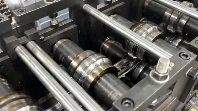 DKC Обзор процесса производства DIN-рейки с профилем OMEGA смотреть онлайн