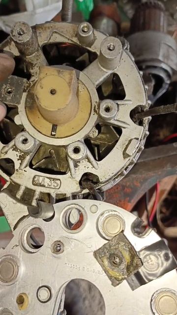 Нет зарядки на гене. не надо так собирать 🥲 смотреть онлайн