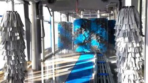 Туннельная робот-мойка конвейерного типа