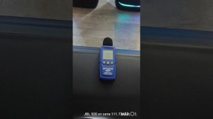 Hisense party thunder VS JBL PartyBox Stage 320