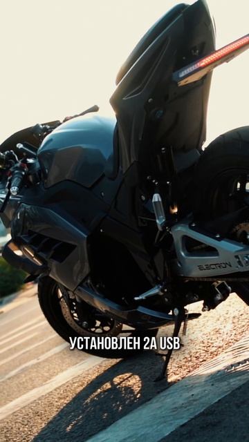 Panigale S: полный бак за 50 рублей и никакого ТО смотреть онлайн