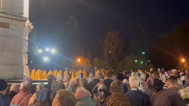 ПРОГУЛКИ ПО ОМСКУ.КРЕСТНЫЙ ХОД.УСПЕНСКИЙ КАФЕДРАЛЬНЫЙ СОБОР. смотреть онлайн