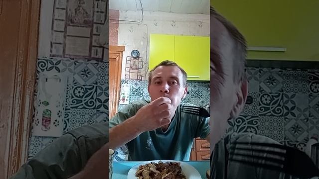 Обед, приятного аппетита смотреть онлайн