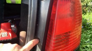 Замена ламп стоп-сигнала в Пежо 308