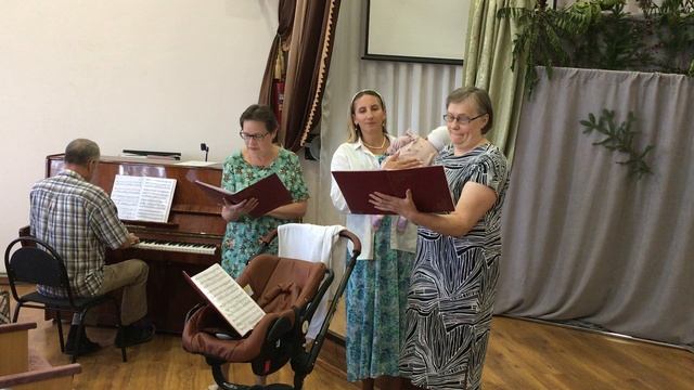 Аве Мария в исполнении трио-квартета. И. Лученок смотреть онлайн