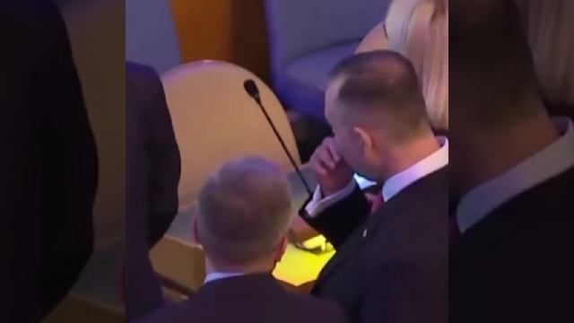 Президент Польши закинулся прямо во время заседания ООН #shorts