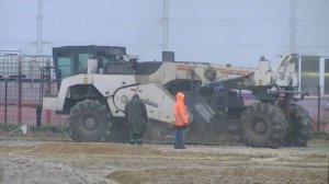 Стабилизация грунта ресайклером Wirtgen WR 2400 часть 2