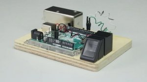 Управление замком по отпечатку пальца