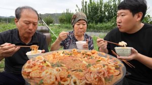 🔥🍲 Мукбанг и Mukbang : КОРЕЙСКАЯ СЕМЬЯ готовит ХАНГОПСЭ с КАЛЬМАРОМ и КРЕВЕТКАМИ 🦑🦐