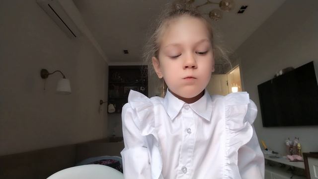 Распаковка дубайского шоколада смотреть онлайн