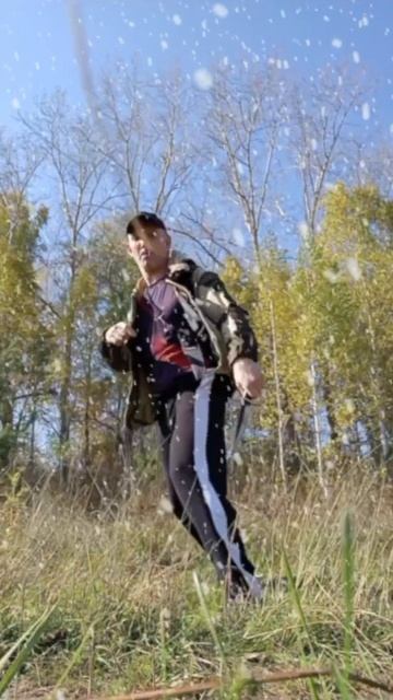 Большой ножик.