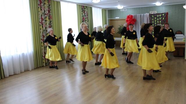 Танцевальный коллектив 