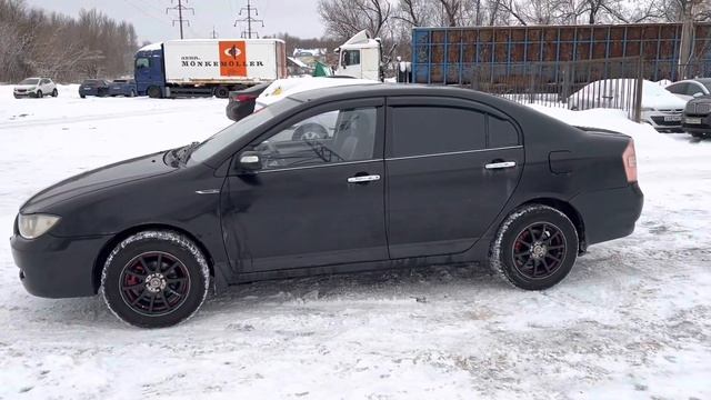 Lifan Solano смотреть онлайн