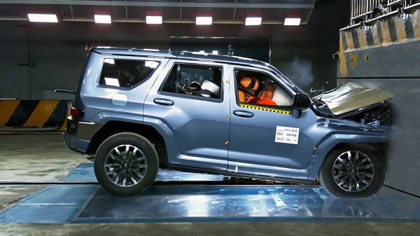 Краш-тест нового Tank 700 на CarMaps.Ru