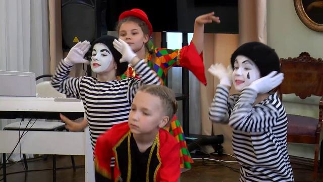 Детский праздник "Аромат солнца" смотреть онлайн