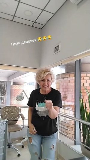 Гимн девочек "Счастье - это ты"  Автор Снежинка Северянка