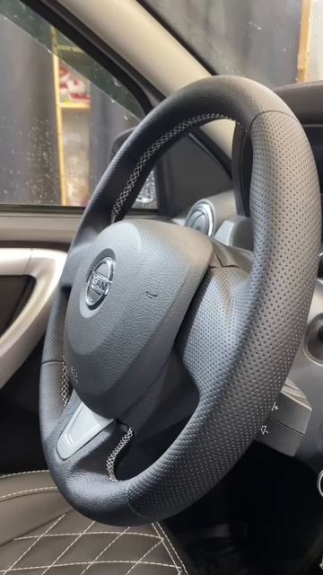 Nissan Terrano. Перетяжка руля смотреть онлайн