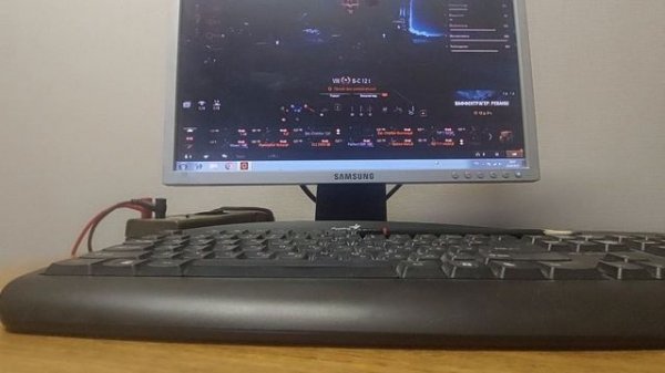 Рома играет в "Мир танки"
закидал всех парней
100% 18+