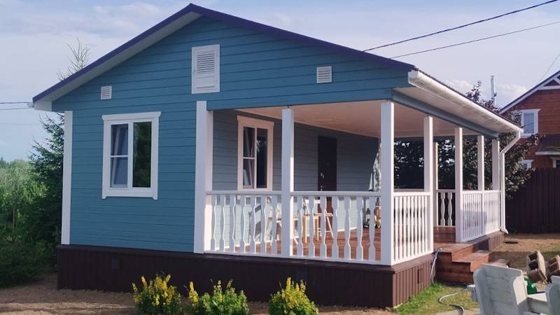 Русские плотники Строим с душой Баня любую болезнь из тела гонит! Чудесная баня с террасой 6х8 Истра смотреть онлайн