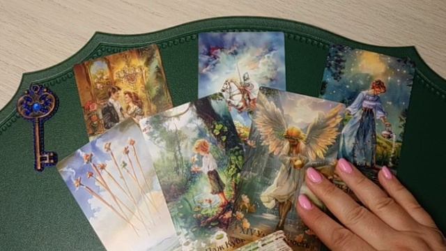 ЧУВСТВА, МЫСЛИ, ДЕЙСТВИЯ ЧЕЛОВЕКА К ВАМ гадание таро смотреть онлайн