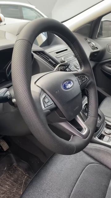 Ford Kuga. Авточехлы смотреть онлайн