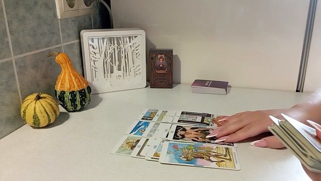 Таро / ЧТО ОН ДУМАЛ О ТЕБЕ ПЕРЕД СНОМ ⁉️🔆 #таро #гадания смотреть онлайн