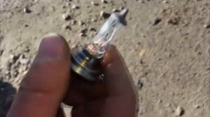 Самая простая замена лампы фары на Рено Меган 2 за 5 минут БЕЗ ИНСТРУМЕНТОВ! 🚗💡