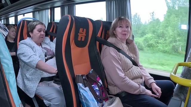 Валерий Николаевич Дулов в автобусе, стихотворение. смотреть онлайн