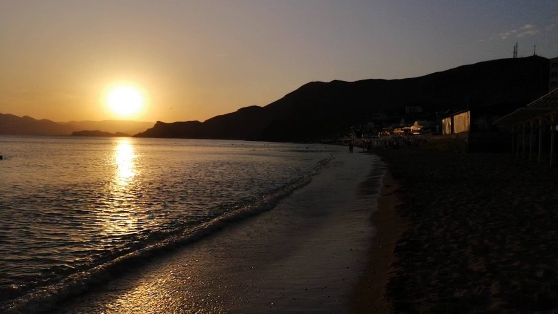 9 сентября 2023 г. Пгт. Орджоникидзе. Просто красивый вечер и закат #крым #орджо #орджоникидзе #море