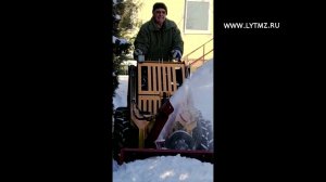 Погрузчик Лыткаринец П300 и роторный отбрасыватель для снега