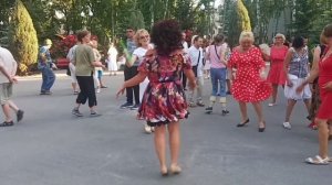 Пусть плачут те, кому мы не достались!!!🌹💃Танцы в парке Горького!!!🌼🌹Харьков 2021 - 1080