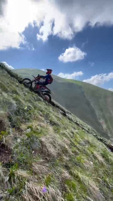 2025_05_07_19_50_IMG_0851 смотреть онлайн