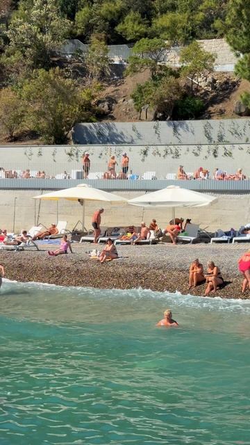 Крым бархатный сезон. Воронцовские купальни в Алупке сегодня. Крым 2025 #крым2025 #алупка смотреть онлайн