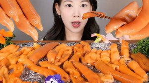 🔥🍲 Мукбанг и Mukbang : КТО ЕЛ?  ЧЕРВЬ-ЛОЖКА ИЗ ЮЖНОГО МОРЯ!  Девушка пробует корейскую экзотику