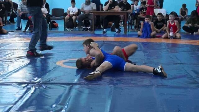 МС «открытое Первенство Симферопольского района по греко-римской борьбе» 19-21.09.2025-ФИНАЛЫ 2015г смотреть онлайн