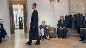 Петербург Его стиль взрывает интернетШок и ВосторгОсенняя коллекция Лилии Киселенко Закрытый показ