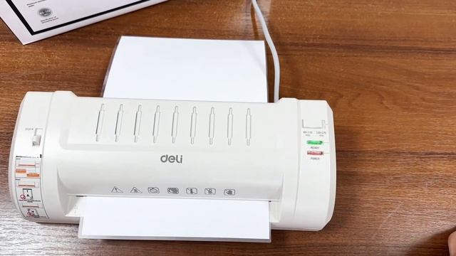 Ламинатор Deli 3893, 3894