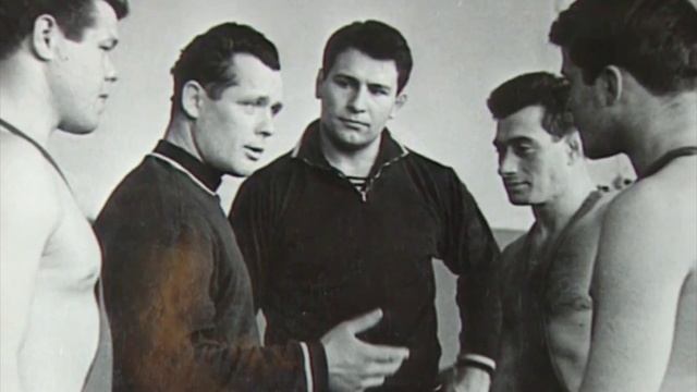 Александр Владимирович Иваницкий о своей книге "Ломаные Уши" (2020 г.) смотреть онлайн