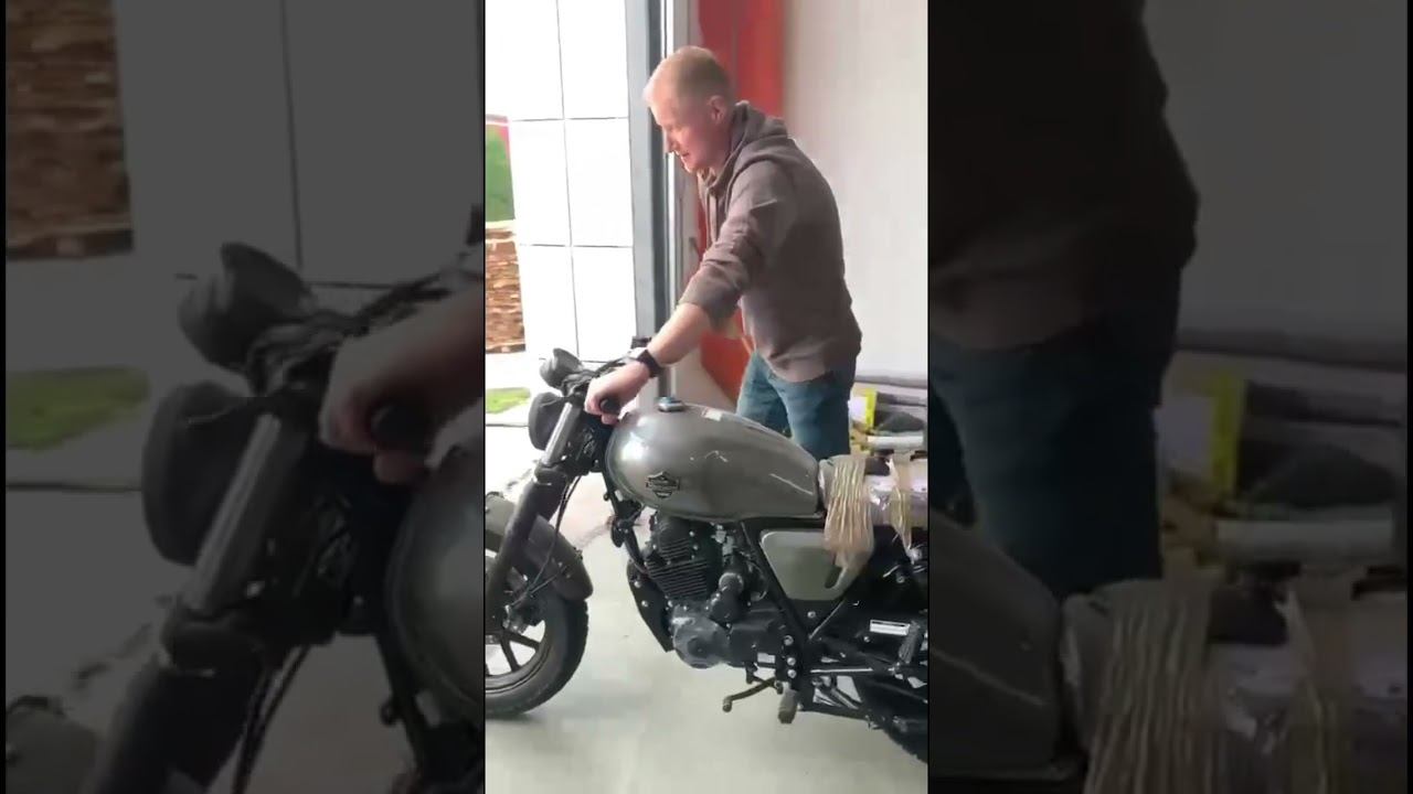 Техасик доставили в Москву, Евгений смотреть онлайн