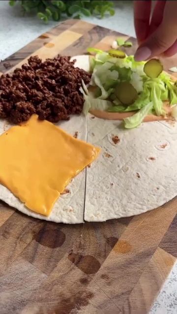 БУРГЕР-ЛАВАШ С КАРТОШКОЙ ФРИ