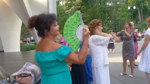 Боби -боба!!!🌹💃Танцы в парке Горького!!!🌴💃Харьков 2021 - 1080