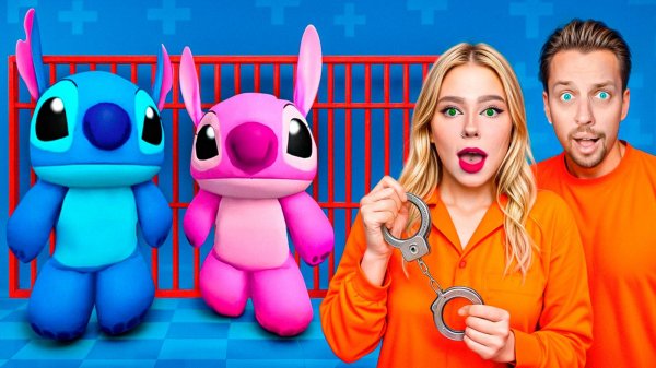 “СТИЧ ПСИХУЕТ! Мы устроили побег в Роблокс! 😱💥”