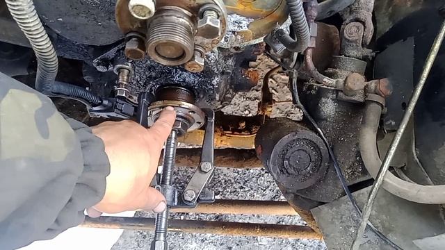 как снять шкив коленвала УАЗ двигатель ЗМЗ 406 смотреть онлайн