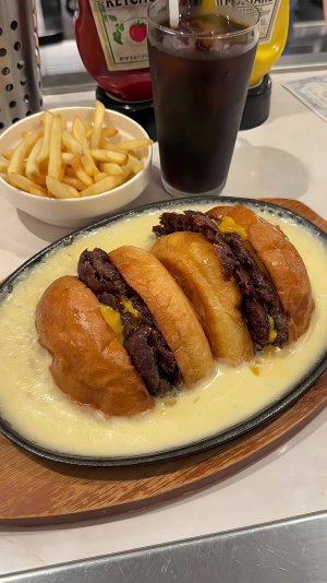 Японский чизбургер🍔