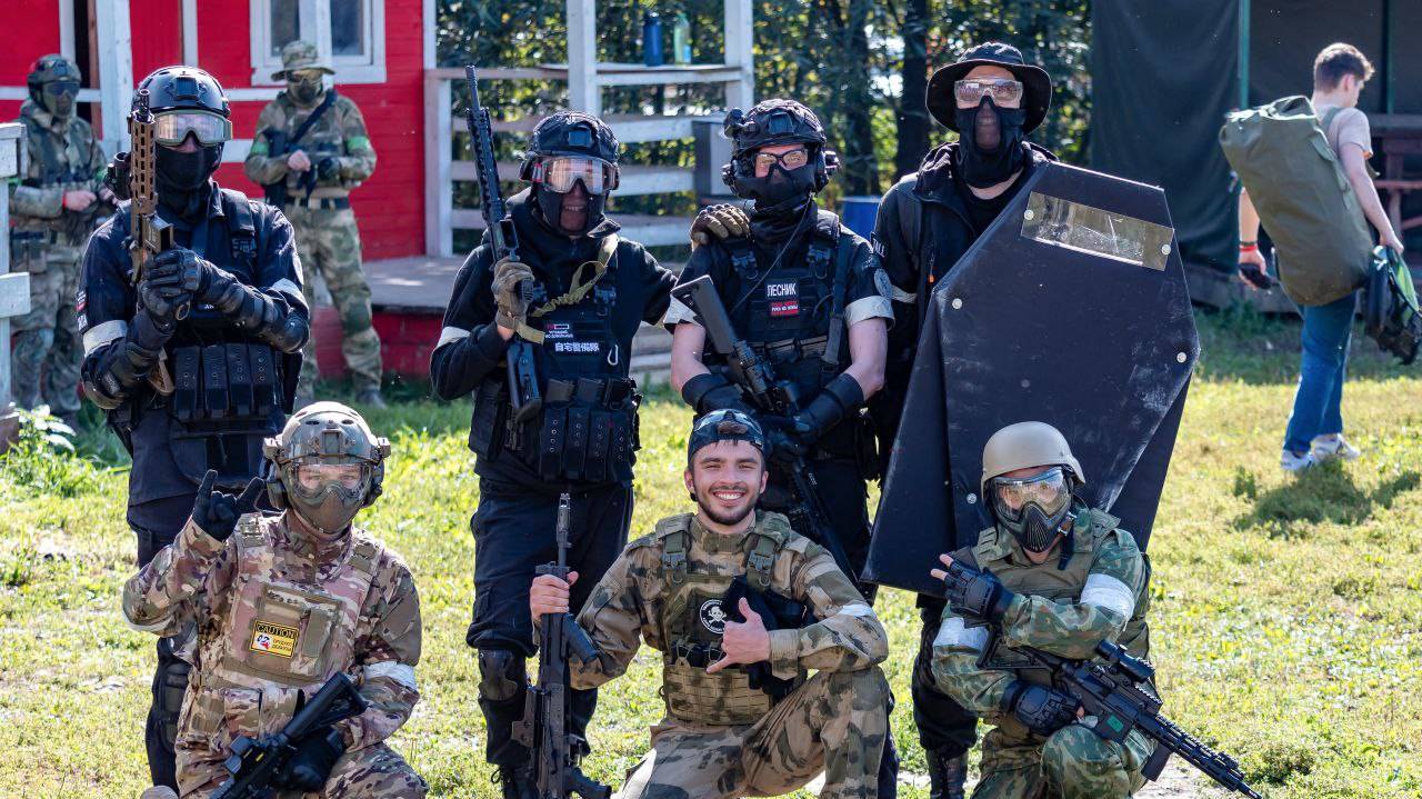 ТЕСТИРУЕМ ИГРУ С САМОДЕЛЬНЫМ ЩИТОМ! / Страйкбол / Полигон "Лесная Симфония" /07.09.2025 смотреть онлайн