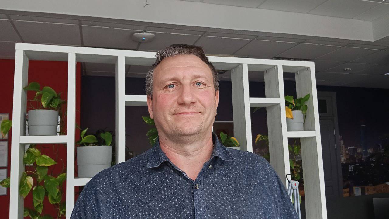 Александр Дорохов, заместитель главного инженера ЕТК: До 1 октября во все жилые дома поступит тепло! смотреть онлайн