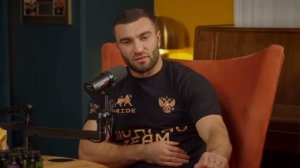 🗣️Мухамед Калмыков высказался в адрес Александра Хоронженко и заявил что он хайпует и воздух качает