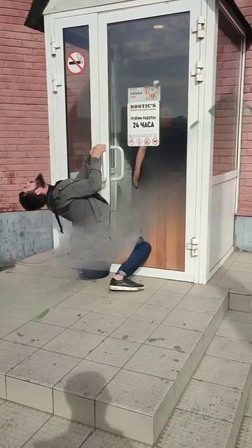 Установил контакт с вселенной. Помни — Наркотики убивают смотреть онлайн