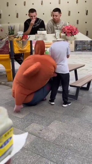 мышь повесилась